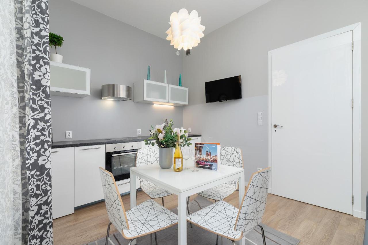 Central Planty Park Apartment Lobzowska By Noclegi Renters Красков Екстериор снимка